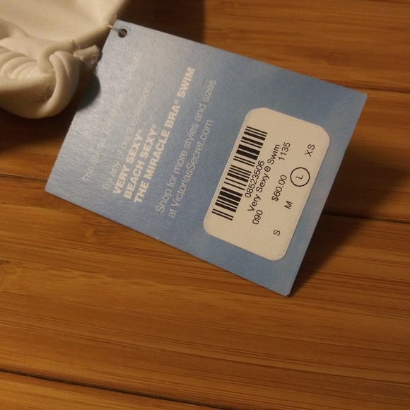 Victoria's secret bathing suits - Picture 2 of 3